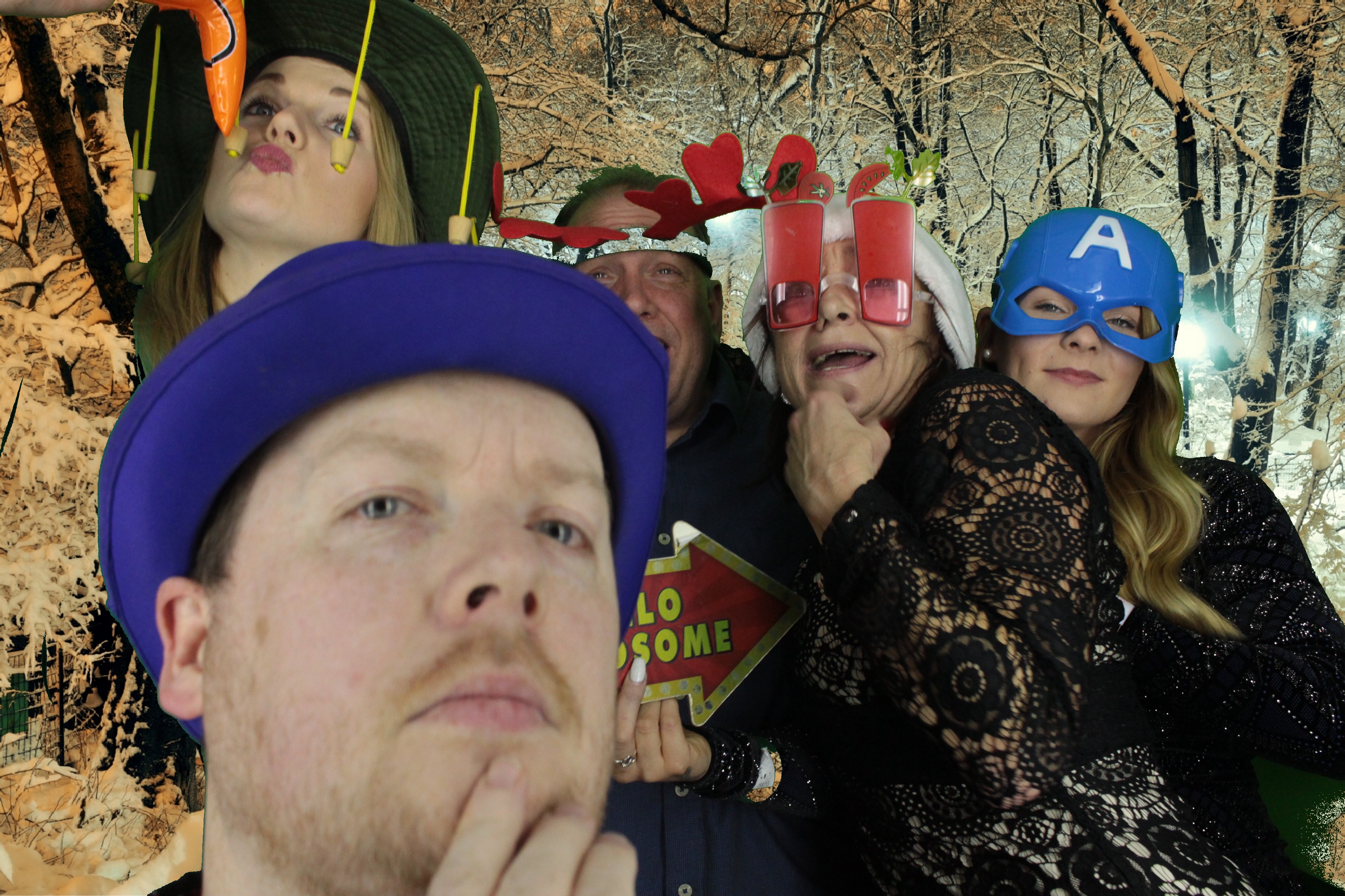 One Line Christmas Party | View more photos from the event at gallery.myphotoboothexperience.co.uk/u/MyPhotoBoothExperienceLtd/One-Line-Christmas-Party